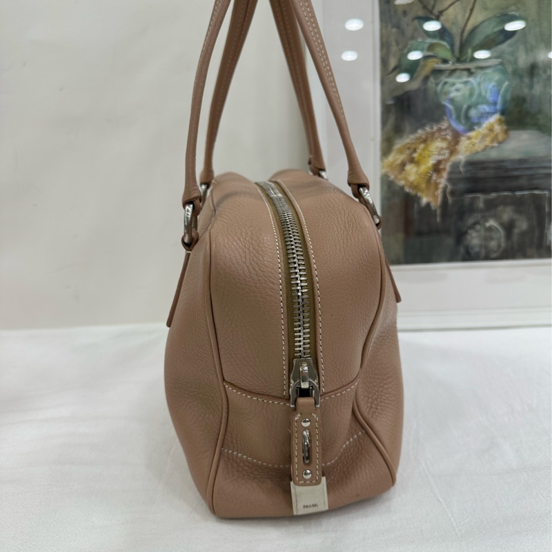 Prada胭脂粉保齡球單肩包-3