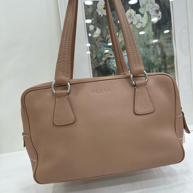 Prada胭脂粉保齡球單肩包-5