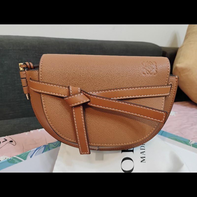 Loewe 焦糖色 Gate mini 專櫃正品斜背包 近全新-5