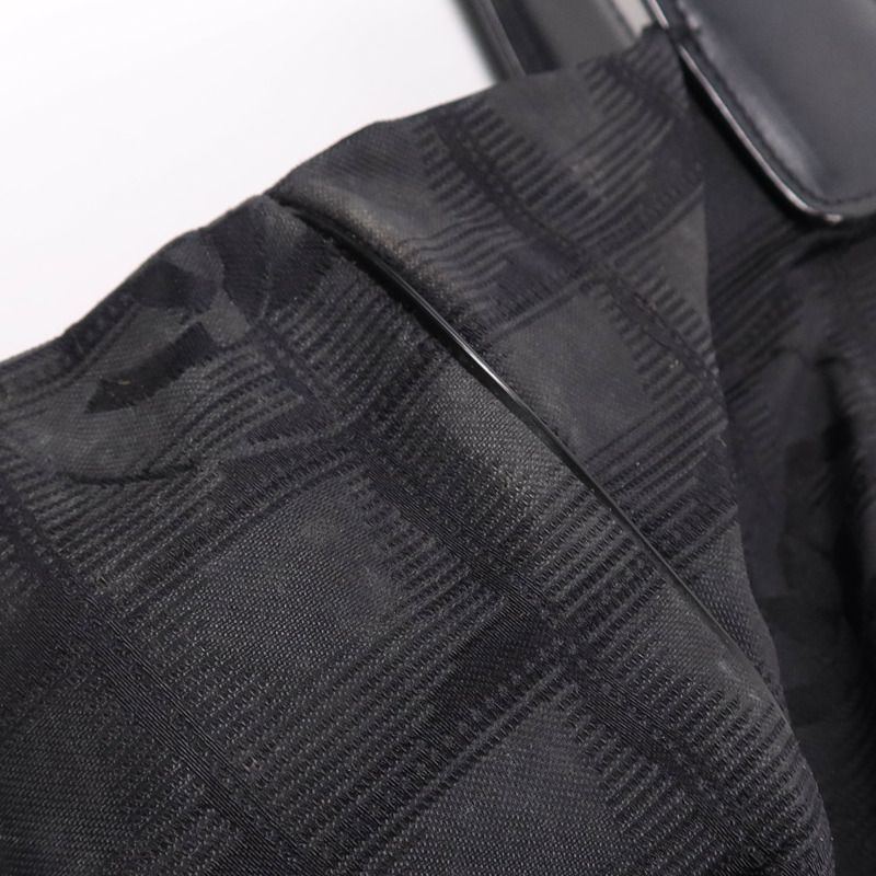 CHANEL 尼龍New Travel Line金扣手挽袋-13