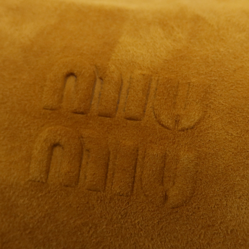 Miu Miu 麂皮皮革Shoulder Pouch金扣肩背袋-9