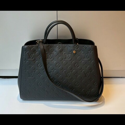 LV 黑皮壓紋兩用大包 蒙恬包