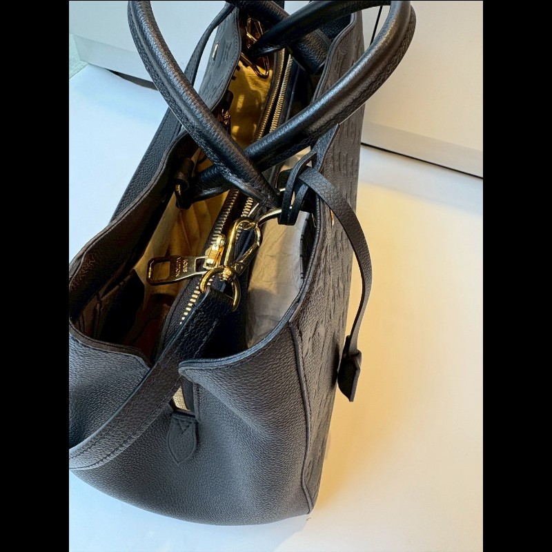 LV 黑皮壓紋兩用大包 蒙恬包-18