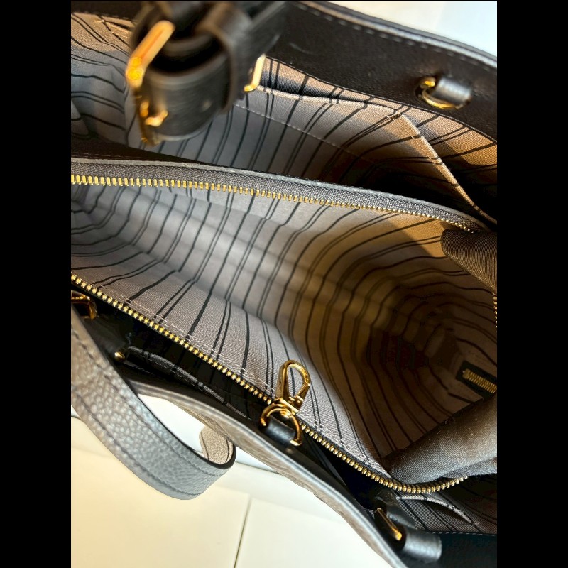 LV 黑皮壓紋兩用大包 蒙恬包-20