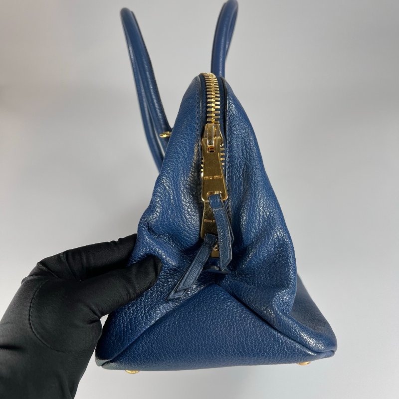 MIUMIU 藍皮革兩用包-2