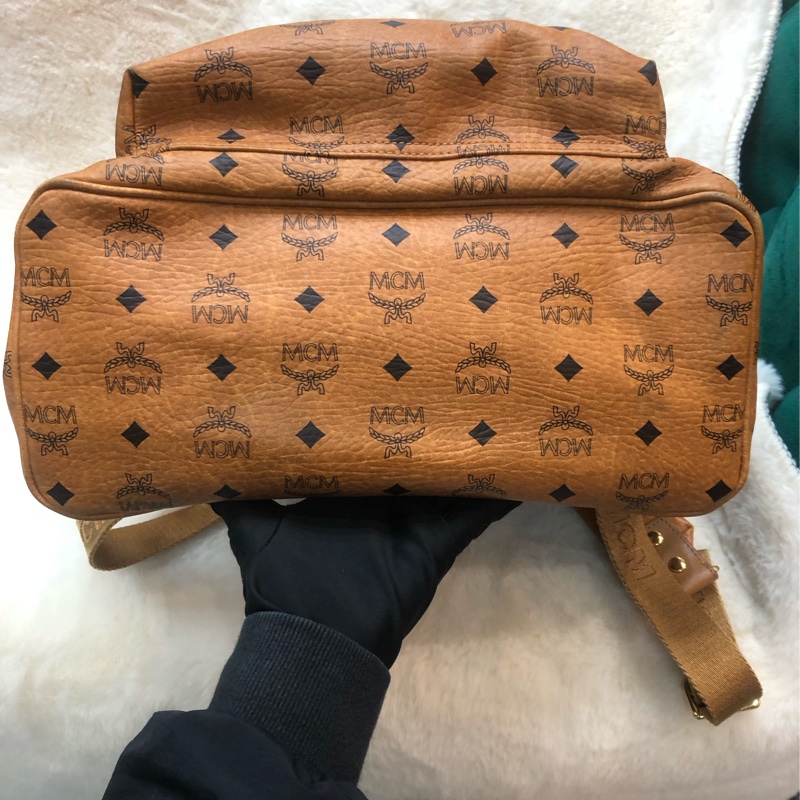 MCM 焦糖啡PVC背囊 XB866-4