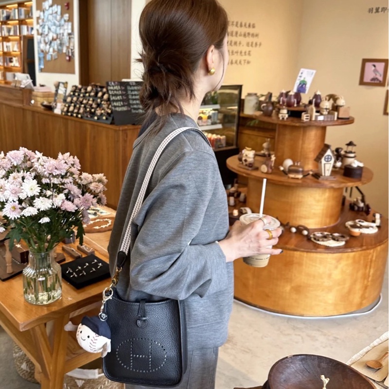 Hermes mini evelyne 黑銀 K刻-5