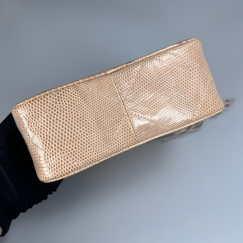 CHANEL VINTAGE 流蘇蜥蜴皮相機包0開-4