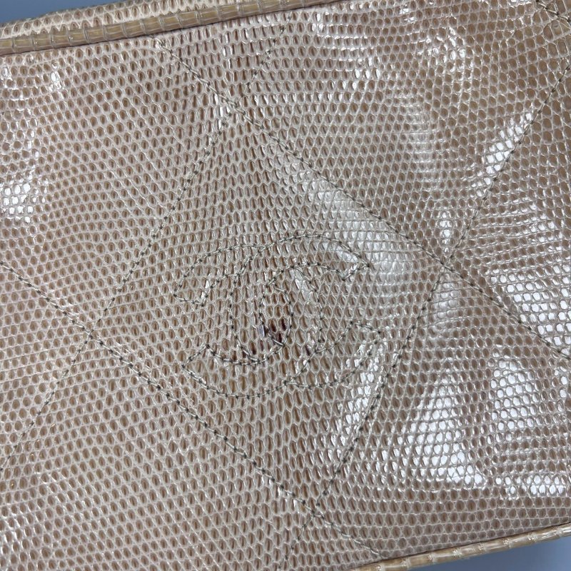 CHANEL VINTAGE 流蘇蜥蜴皮相機包0開-8