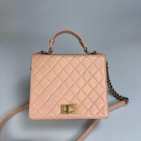 CHNAEL 菱格紋提 把鍊條方包 粉膚