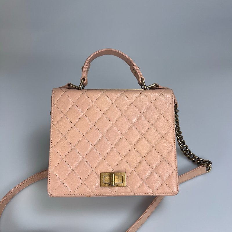 CHNAEL 菱格紋提 把鍊條方包 粉膚-0