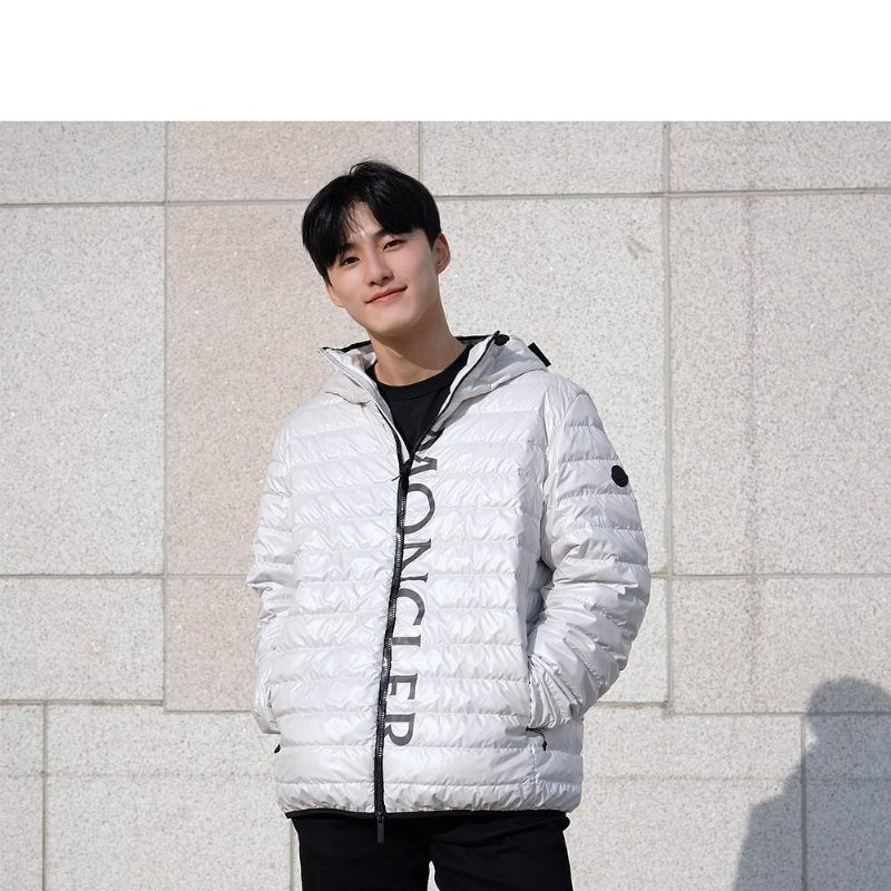 💎Han's house精品服飾💎moncler Lauzet 羽絨 連帽 外套-8