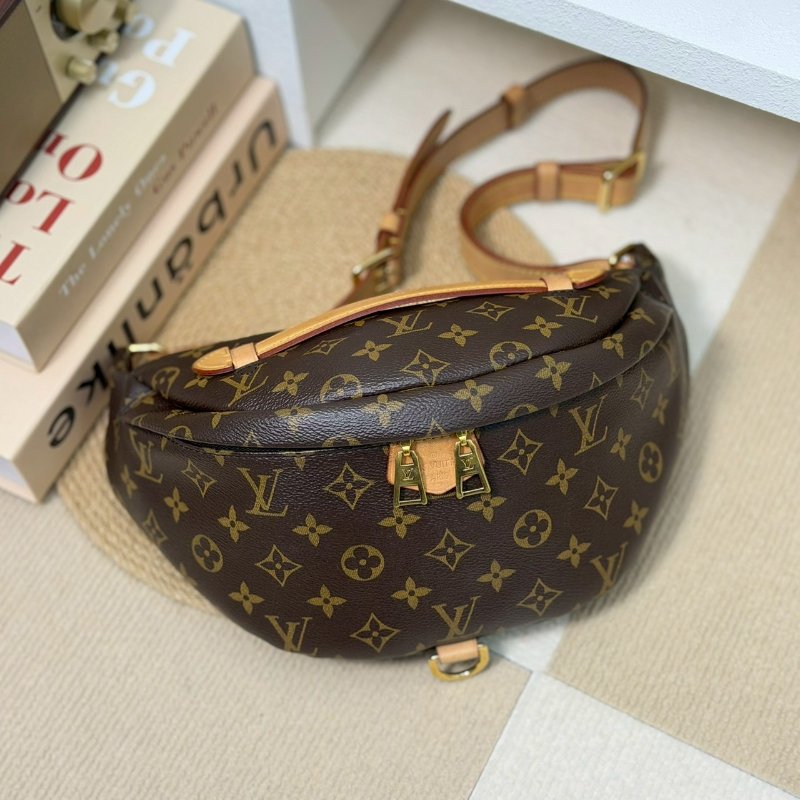 (大全配、停產絕版款)🏷LV．Bumbag 老花腰包 M43644 芯片款-0