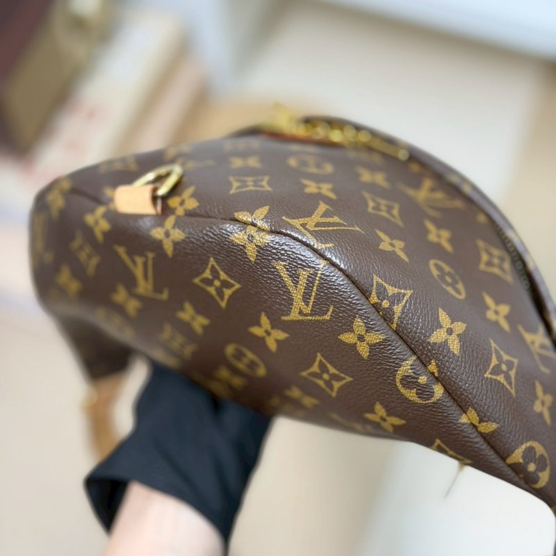 (大全配、停產絕版款)🏷LV．Bumbag 老花腰包 M43644 芯片款-5