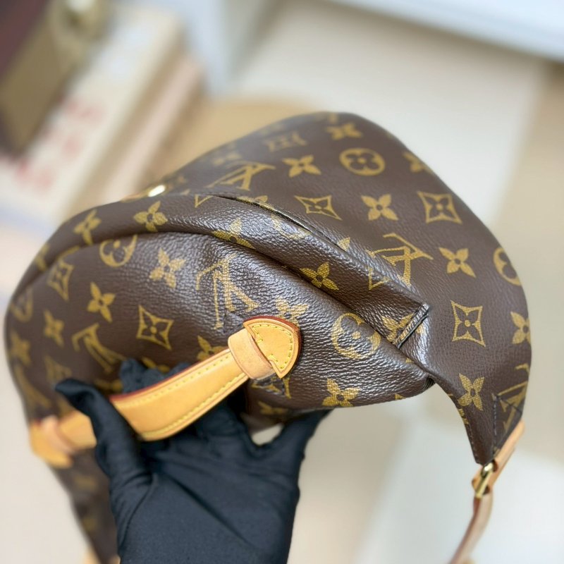 (大全配、停產絕版款)🏷LV．Bumbag 老花腰包 M43644 芯片款-6