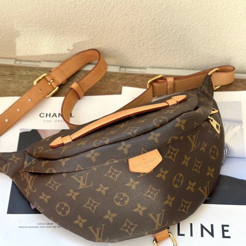 (大全配、停產絕版款)🏷LV．Bumbag 老花腰包 M43644 芯片款-17