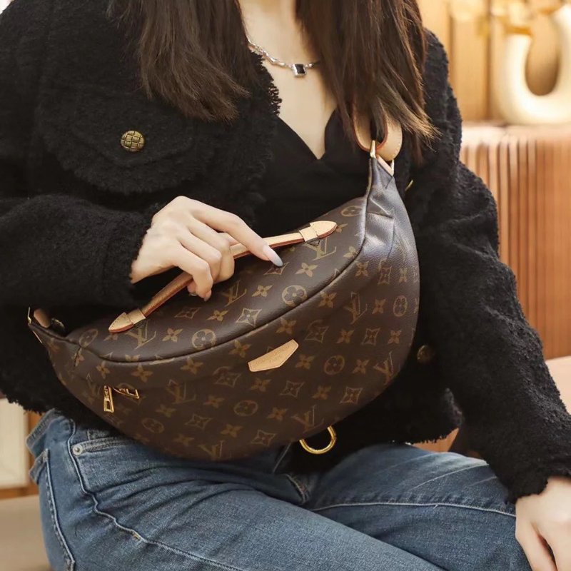 (大全配、停產絕版款)🏷LV．Bumbag 老花腰包 M43644 芯片款-18