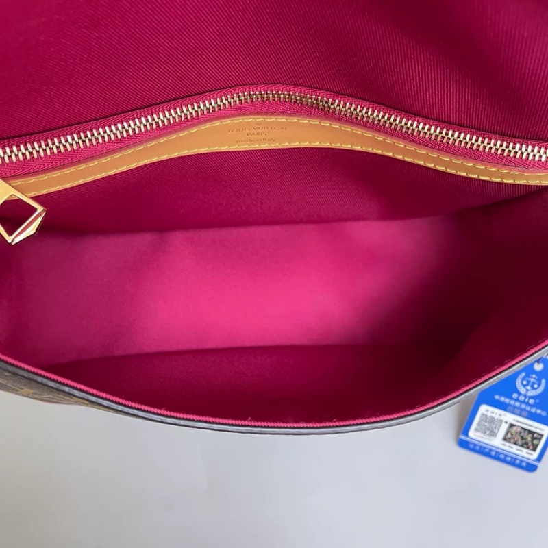 LV路易威登Diane老花玫紅肩帶法棍 芯片款-5