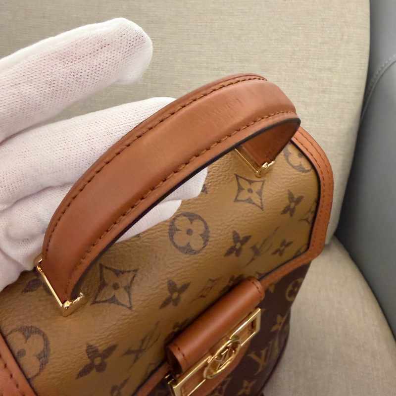 LV Dauphine達芙妮後背包-6