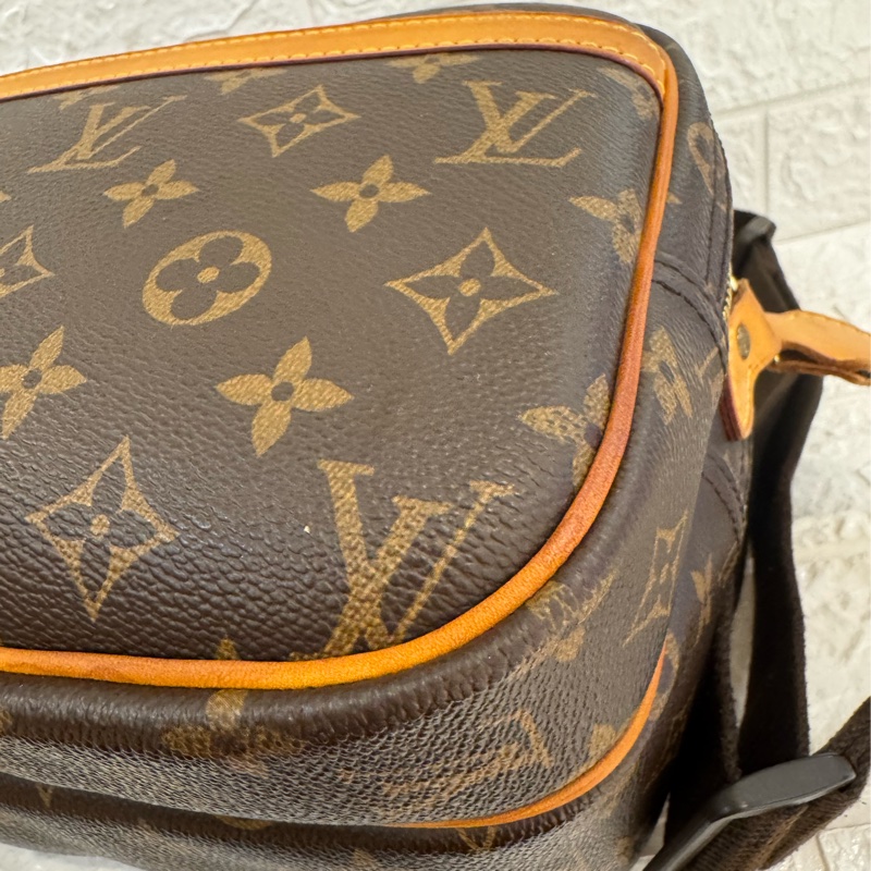 LV花紋雙層記者包  超讚容量空間大-9