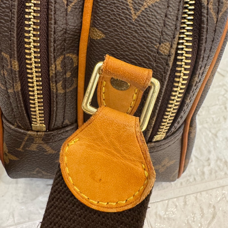 LV花紋雙層記者包  超讚容量空間大-26