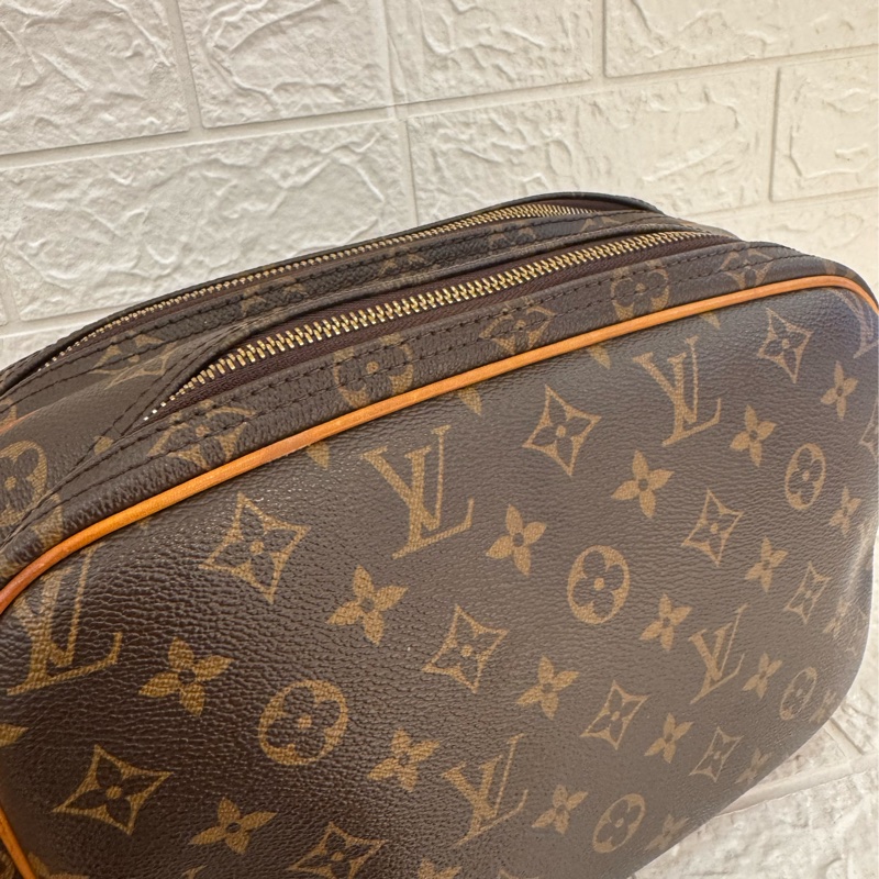 LV花紋雙層記者包  超讚容量空間大-31