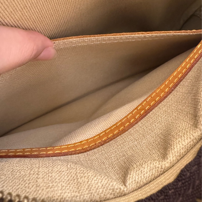 LV花紋雙層記者包  超讚容量空間大-42