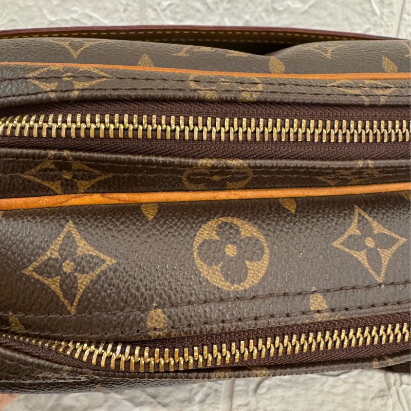 LV花紋雙層記者包  超讚容量空間大-44