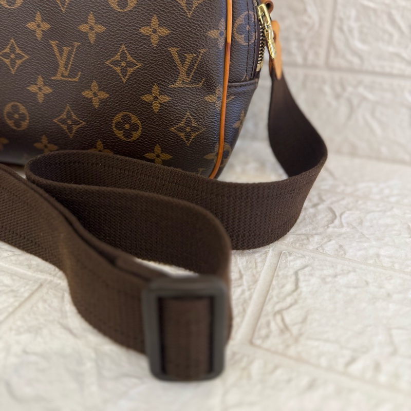 LV花紋雙層記者包  超讚容量空間大-57