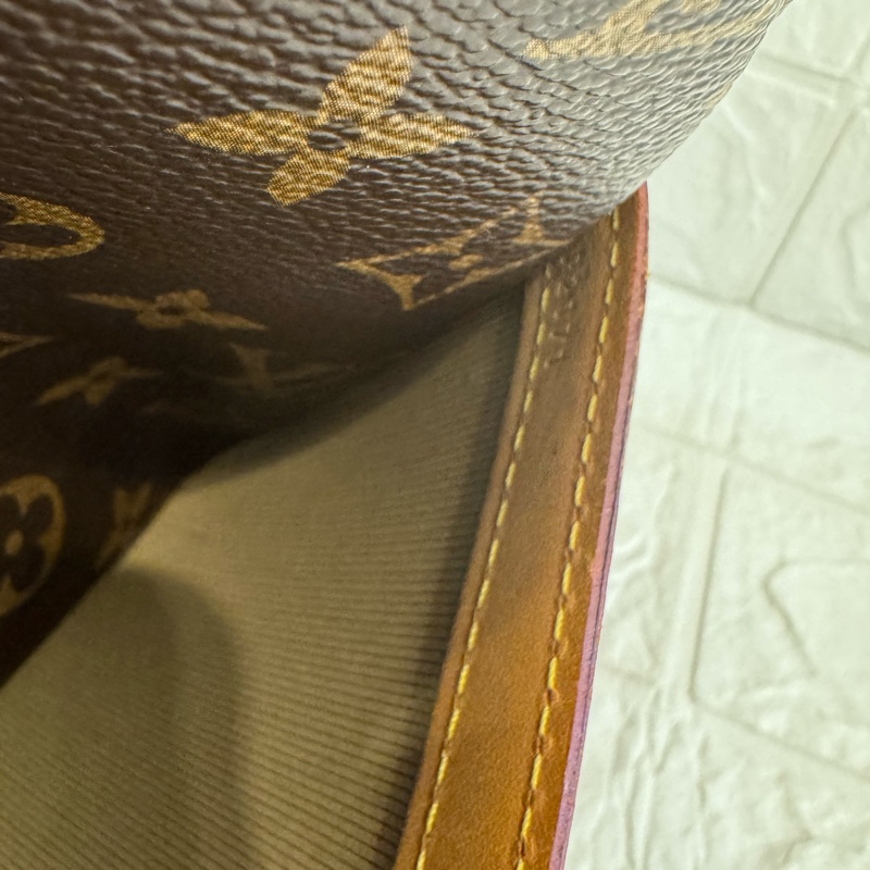 LV花紋雙層記者包  超讚容量空間大-71