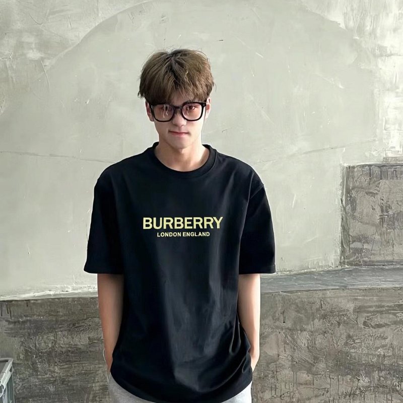 💎Han's house精品服飾💎BURBERRY 字母 短T T恤 短袖-4