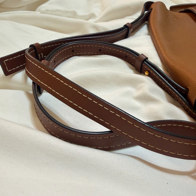 Loewe 羅威 Gate 中 荔枝皮革-8