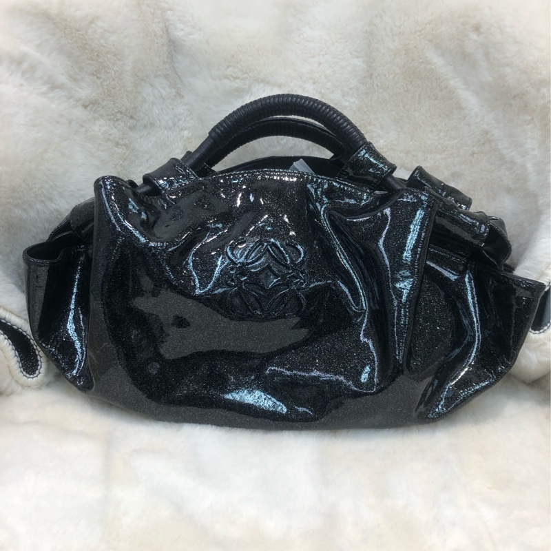 Loewe 水晶面手提餃子手提袋 XB780-0