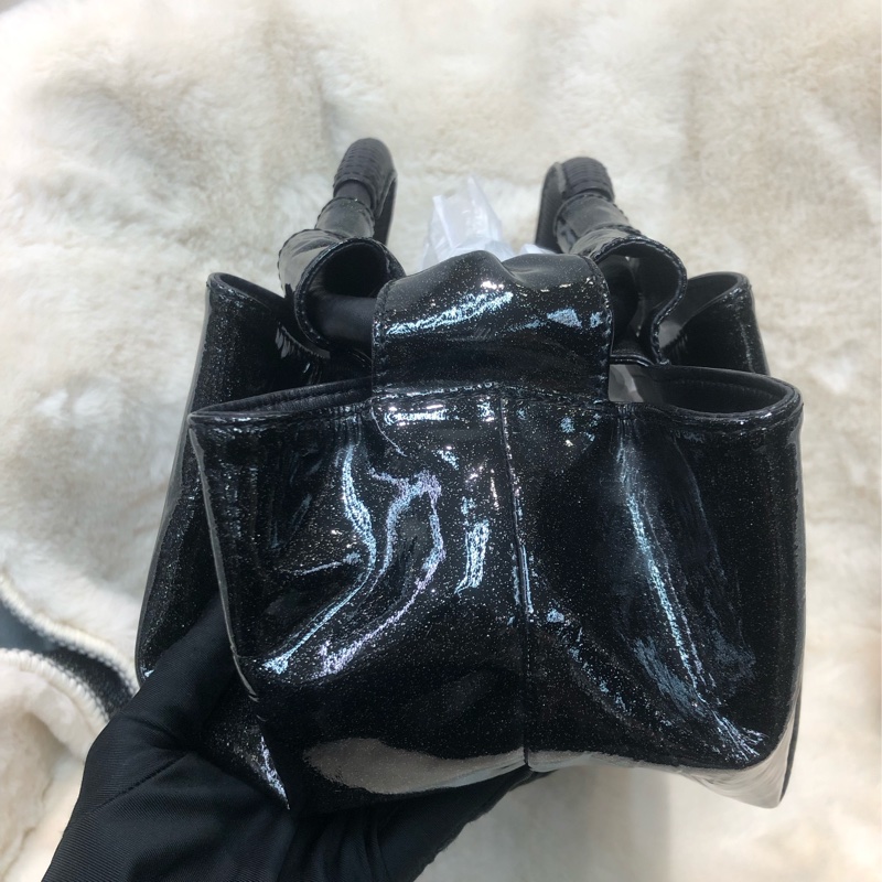 Loewe 水晶面手提餃子手提袋 XB780-4