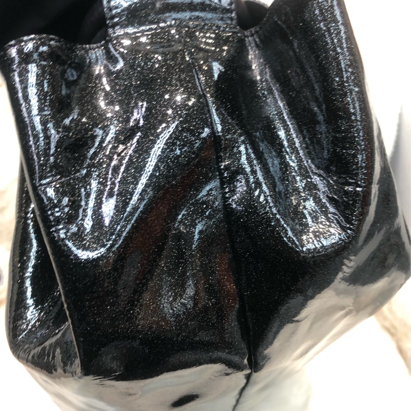 Loewe 水晶面手提餃子手提袋 XB780-7