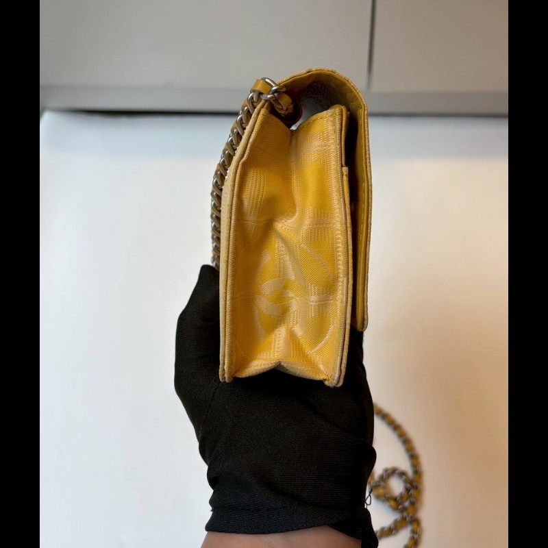Chanel 銀鍊黃緹花布WOC new travel 系列-10