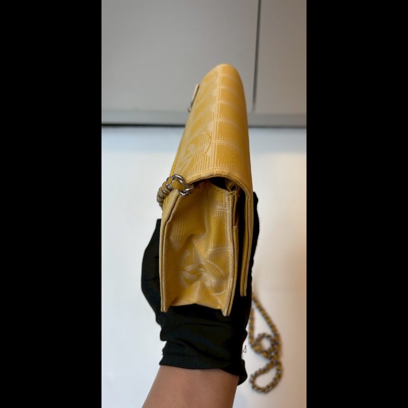 Chanel 銀鍊黃緹花布WOC new travel 系列-13