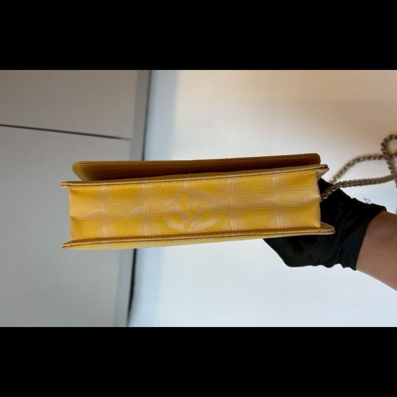 Chanel 銀鍊黃緹花布WOC new travel 系列-14