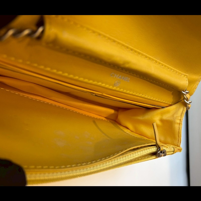 Chanel 銀鍊黃緹花布WOC new travel 系列-17