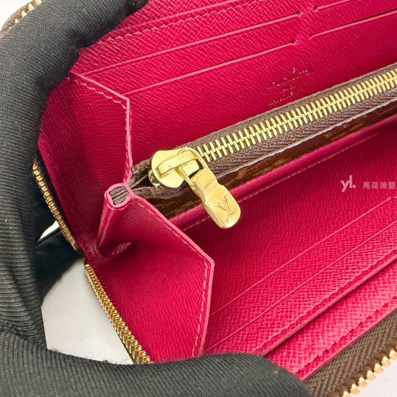 ❣LV 原花Clemence金釦內紫紅8卡拉鏈長夾-8