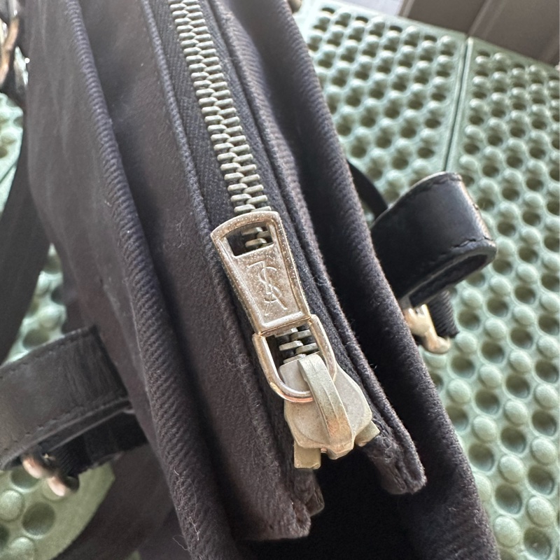 YSL SAINT LAURENT 帆布手提肩背包 黑銀-16