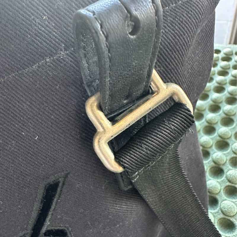 YSL SAINT LAURENT 帆布手提肩背包 黑銀-19