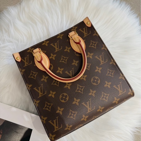 LV Sac Plat BB 老花琴譜包