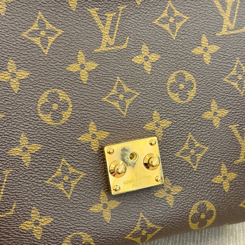 LV Pochette Metis 老花郵差包-11
