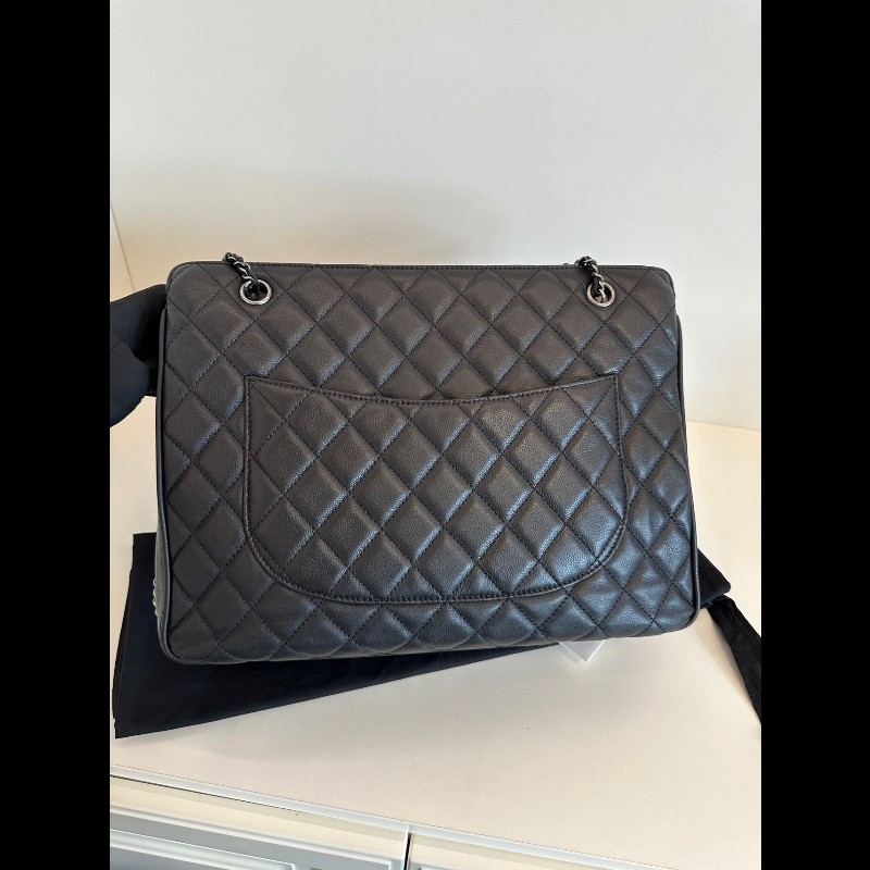 Chanel tote 小牛皮黑色-4