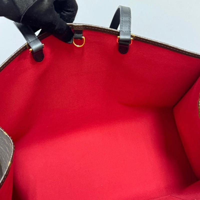 （極新💖） LV OnTheGo GM 最新晶片款 托特包 專櫃11.1萬元！-20