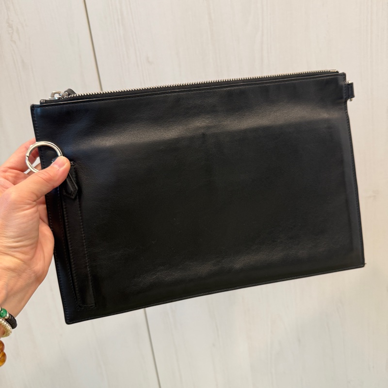 二手FENDI 牛皮字母logo印花手拿包7N0110AC9I/男女皆可(附手提把/+送🎁MK肩背帶)-11