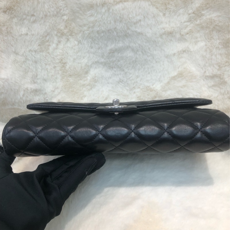 Chanel 黑色羊皮鏈條 銀扣 Hobo XB927-4