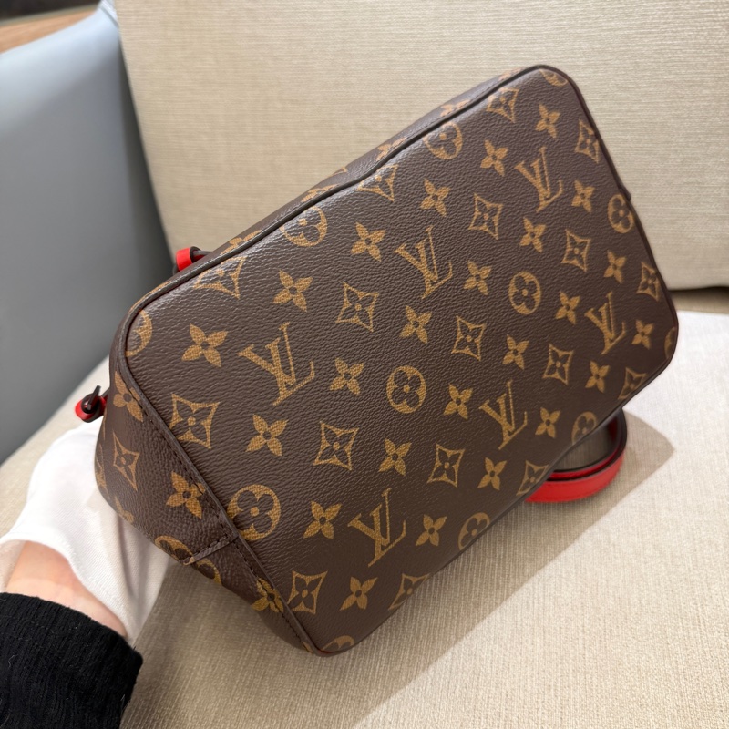 LV NeoNoe MM 老花紅水桶包-2