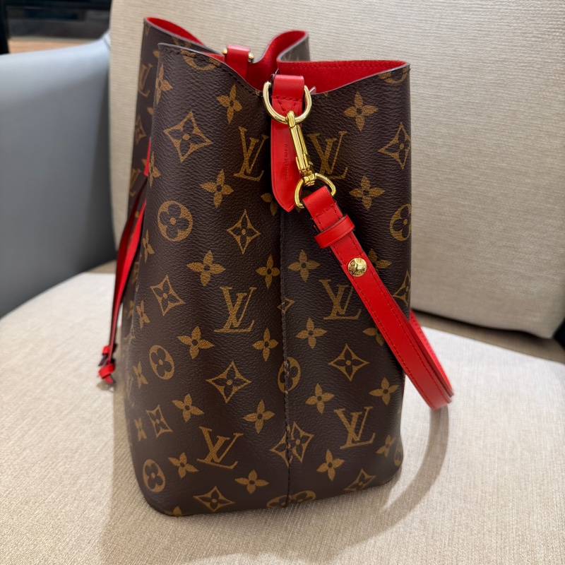 LV NeoNoe MM 老花紅水桶包-6